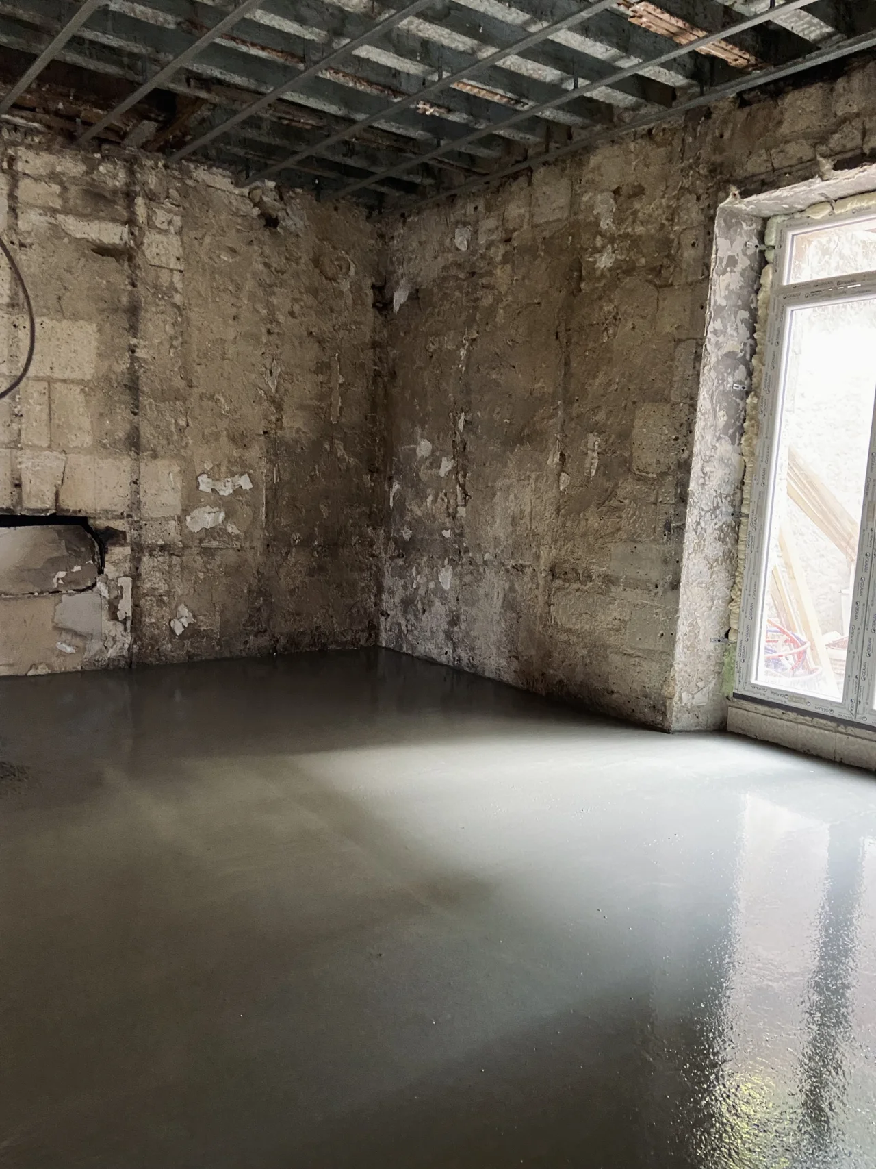 Un espace intérieur en cours de restructuration